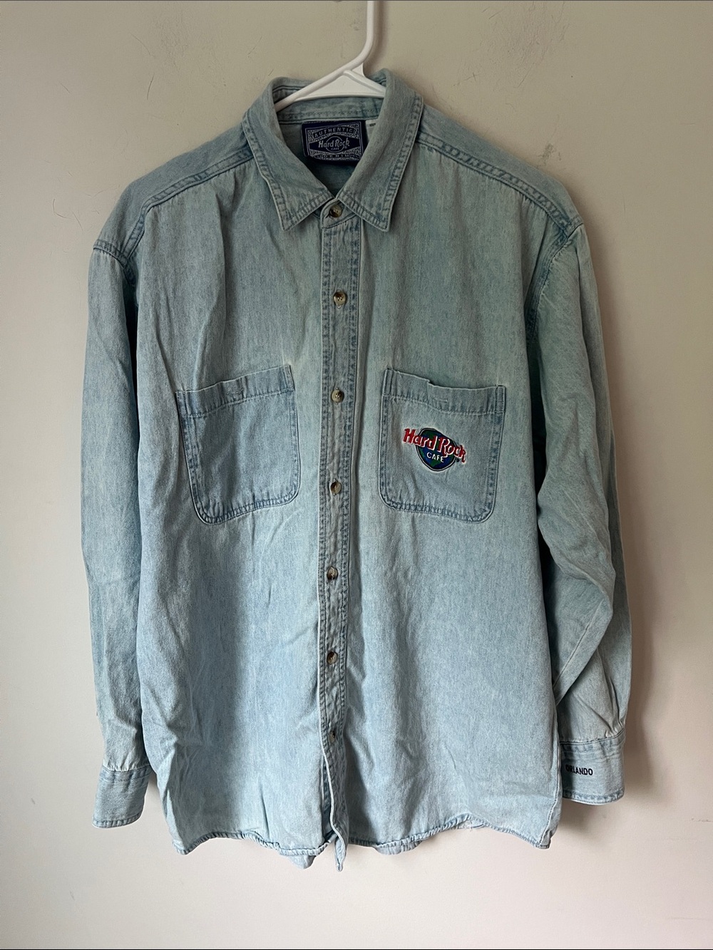 Vintage Hard Rock Cafe full button long sleeve denim shirt, size Medium➕
